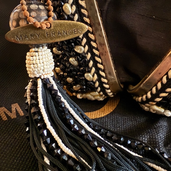 Mary Francis Beaded Purse - Picture 3 of 3